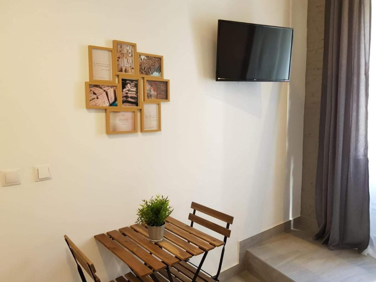 Cozy Rooms Valencia Exterior photo